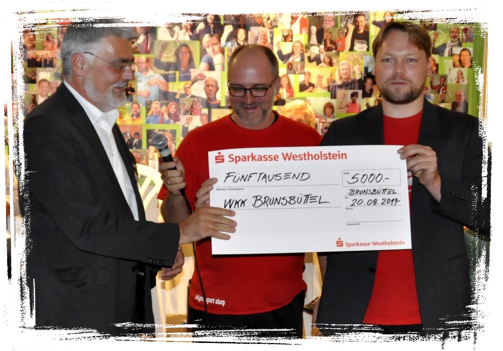 Netzwerk Patientenkompetenz Scheck-Übergabe